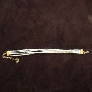 Pearl choker necklace